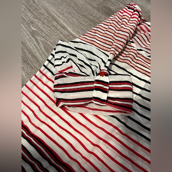 Striped light blouse - Picture 3 of 7